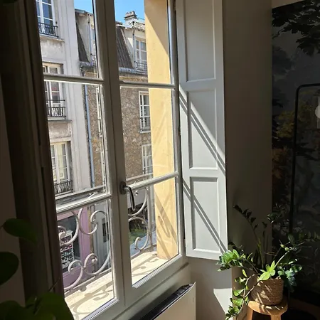 Apartment Charme Et Confort Au Coeur De Versailles