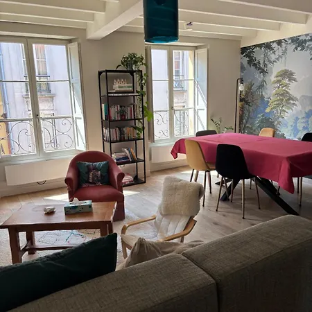 Apartment Charme Et Confort Au Coeur De Versailles