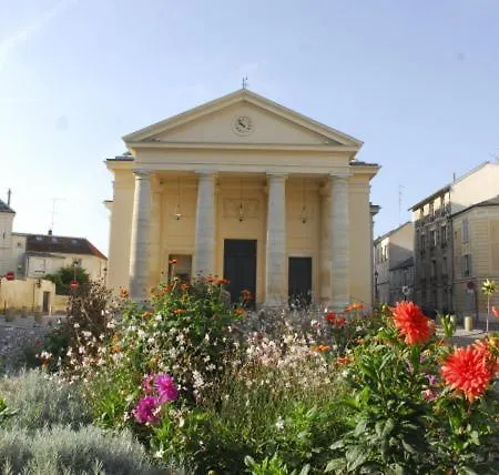 Charme Et Confort Au Coeur De Wersal